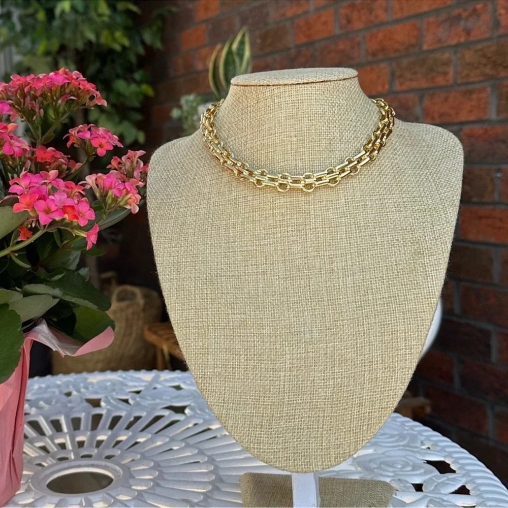 Gold Chain Necklace and bracelet Set - Picture 7 of 10